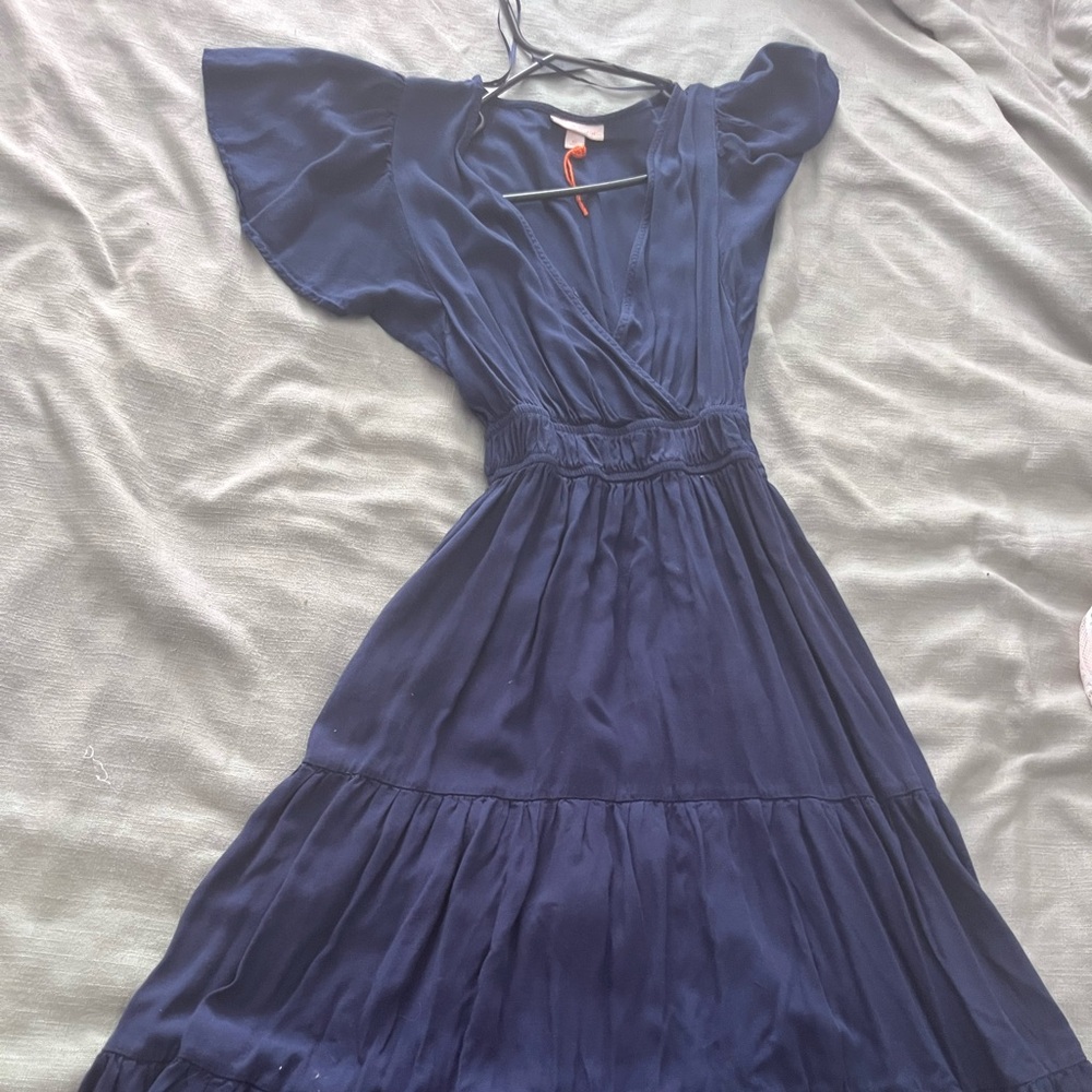 Knox Rose flutter sleeve midi dress